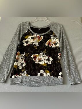 Kut FromThe Kloth Women Moody Botanical Print Mixed Media Black Gray Boho Top MP